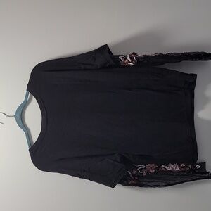 tess shirt with floral sleeves